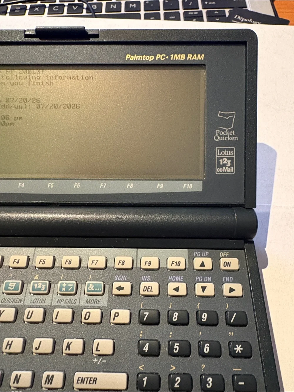 HP 200LX Palmtop PC - 1MB RAM- RARE Vintage PC- great condition